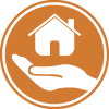 Rundes, oranges Icon mit schützender Hand die ein Haus hält