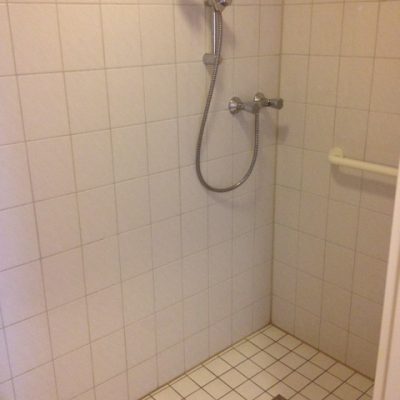 Altengerechte Dusche in der Demenzwohngruppe und Demenzwohngemeinschaft Dortmund Adalbertstr